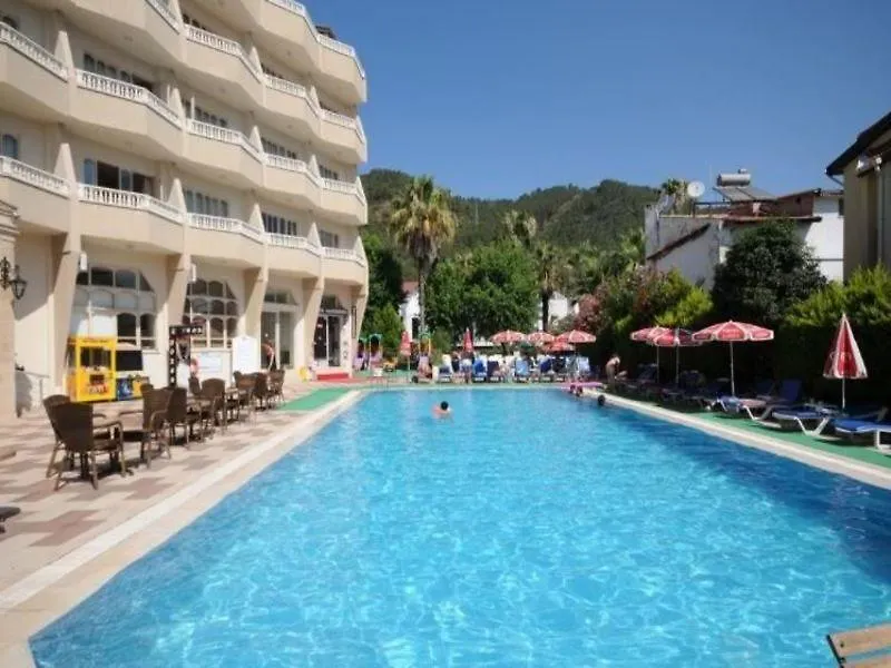 Selen Apart Icmeler Aparthotel
